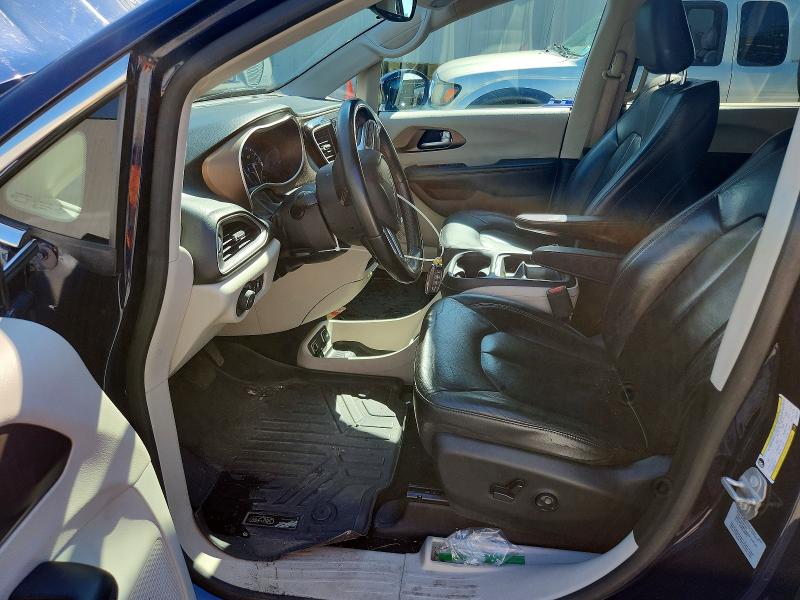 Photo 7 from auction – 2017 CHRYSLER PACIFICA with VIN 2C4RC1BG9HR822974