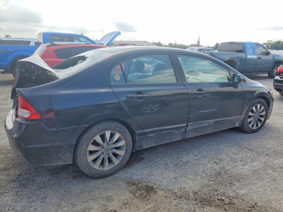 Photo 3 from auction – 2011 HONDA CIVIC with VIN 19XFA1F88BE011784