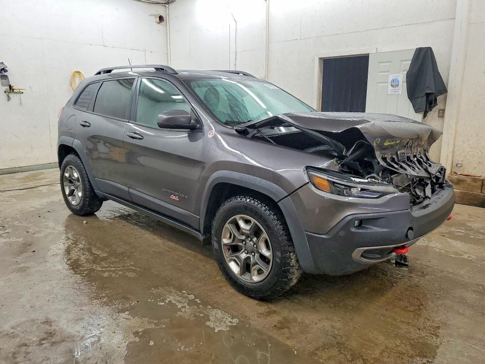 Photo 4 from auction – 2019 JEEP CHEROKEE with VIN 1C4PJMBX7KD398879