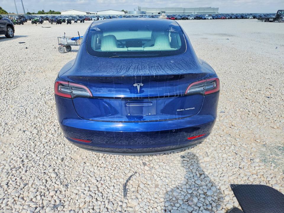Photo 6 from auction – 2018 TESLA MODEL 3 AWD W/LONG R with VIN 5YJ3E1EB4JF086141