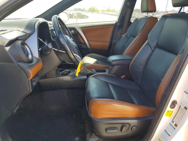 Photo 7 from auction – 2018 TOYOTA RAV4 with VIN JTMJFREV9JD234417