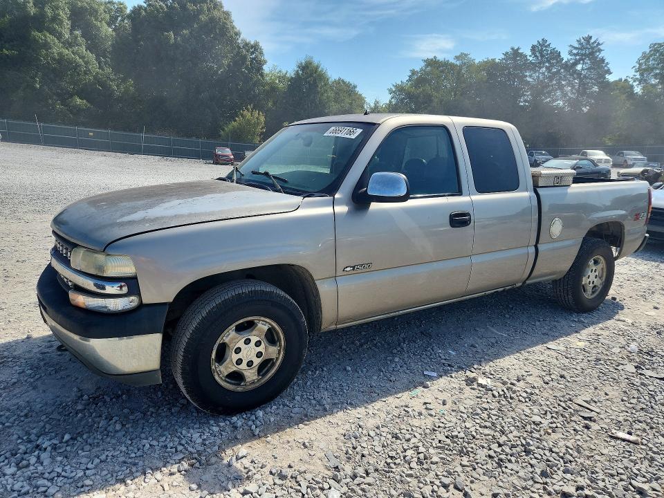 CHEVROLET SILVERADO 2002 with VIN 2GCEK19TX21328861 - Photo from auction