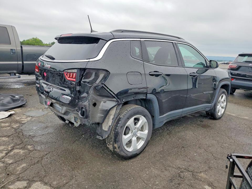 Photo 3 from auction – 2021 JEEP COMPASS with VIN 3C4NJDBB2MT555422