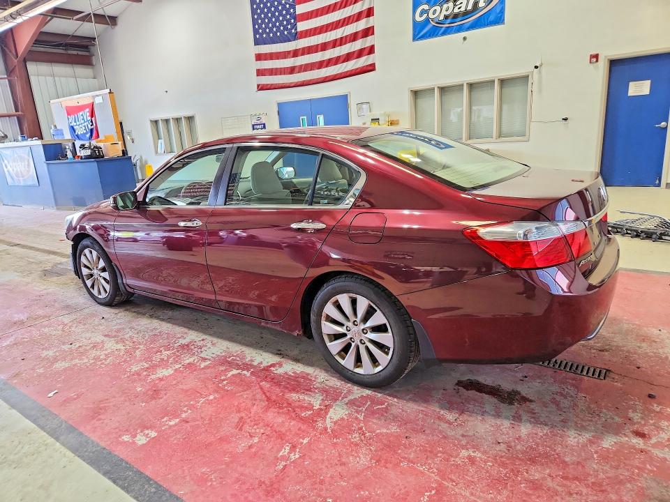 Photo 2 from auction – 2014 HONDA ACCORD with VIN 1HGCR2F74EA103279