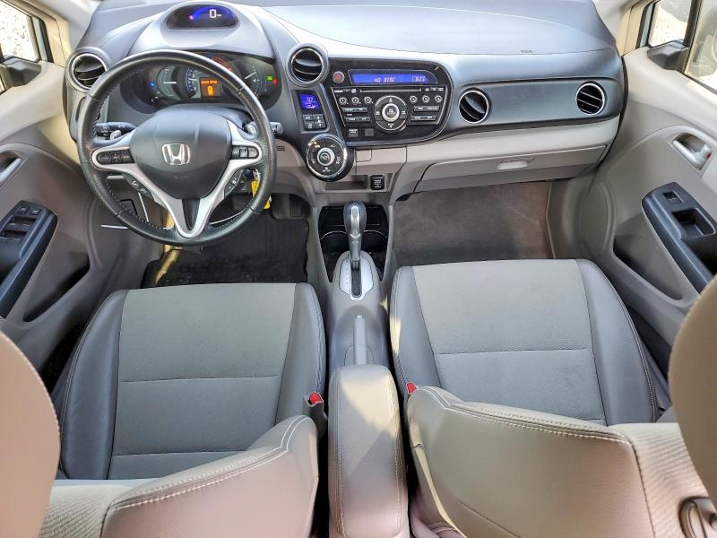 Photo 8 from auction – 2013 HONDA INSIGHT with VIN JHMZE2H78DS004585