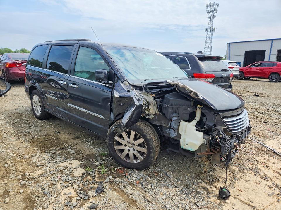 Photo 4 from auction – 2015 CHRYSLER TOWN & COUNTRY with VIN 2C4RC1BGXFR629150