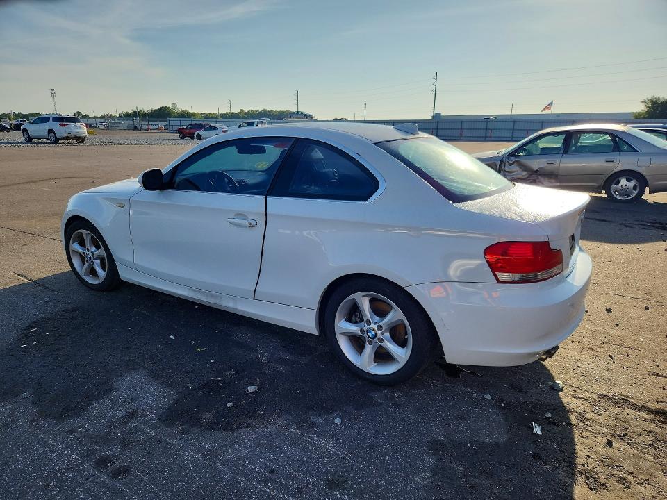 صورة رقم 2 من المزاد - 2011 BMW 128 مع VIN WBAUP7C51BVP21427