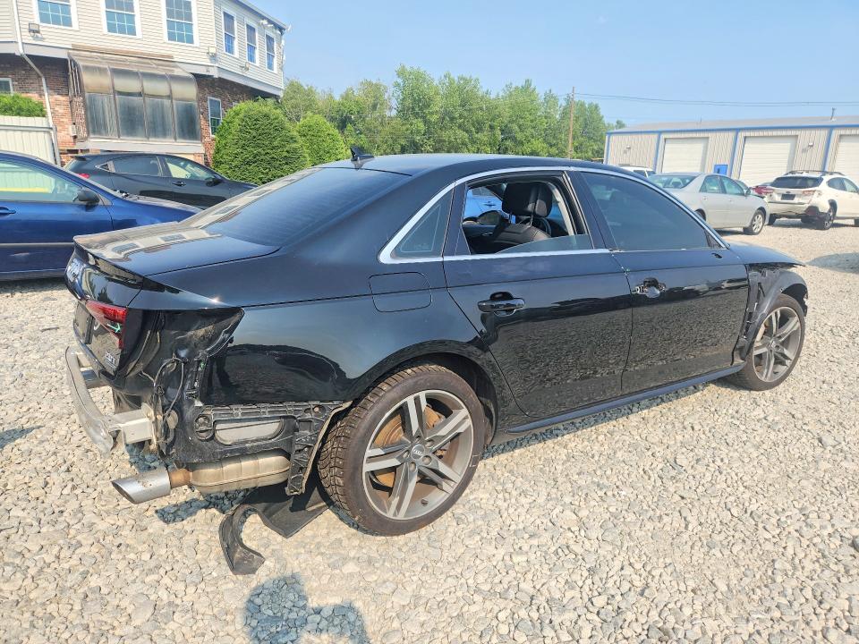 Photo 3 from auction – 2017 AUDI A4 with VIN WAUENAF45HN033594