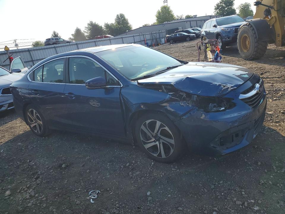 Photo 4 from auction – 2022 SUBARU LEGACY with VIN 4S3BWAN68N3008993