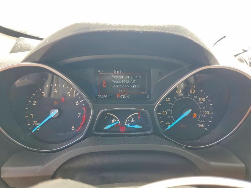 Photo 9 from auction – 2019 FORD ESCAPE with VIN 1FMCU0HD1KUA47621