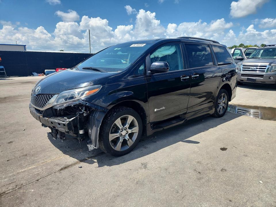 TOYOTA SIENNA 2015 with VIN 5TDXK3DC0FS676369 - Photo from auction