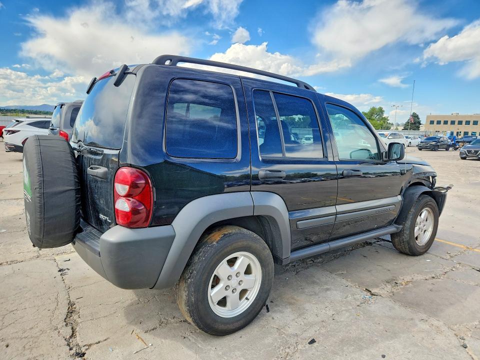 Photo 3 from auction – 2006 JEEP LIBERTY with VIN 1J8GL48K56W289653