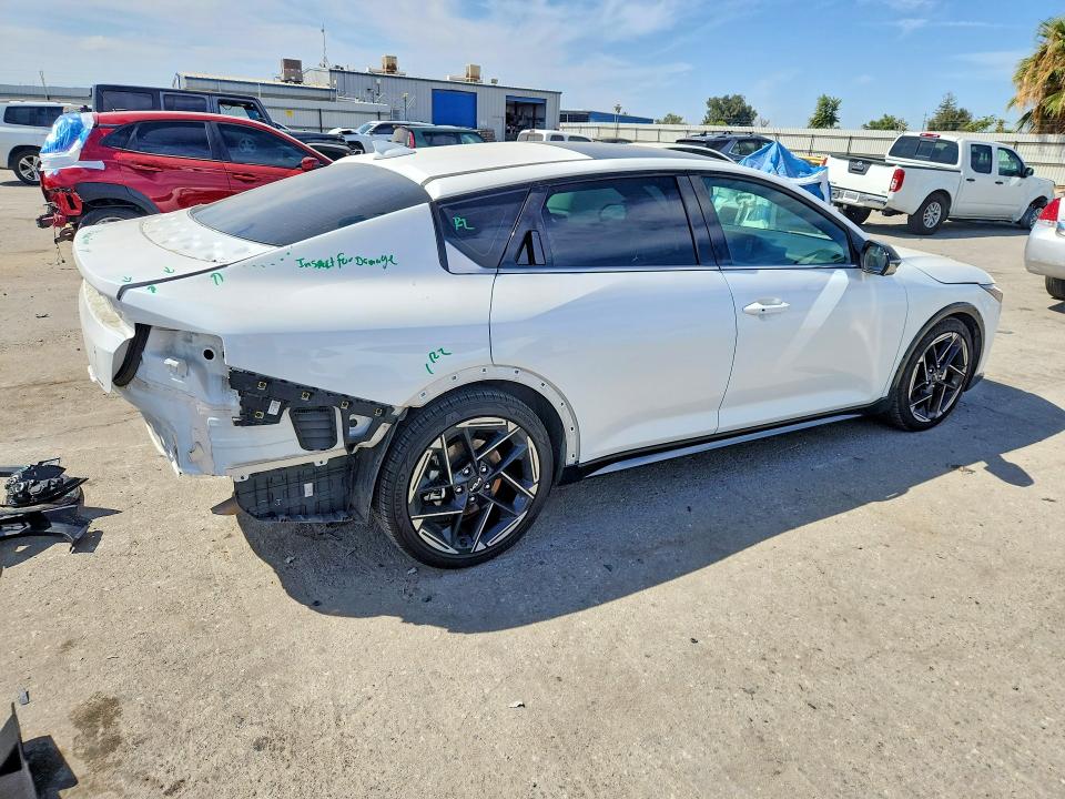 Photo 3 from auction – 2025 KIA K4 with VIN 3KPFW4DE3SE083665