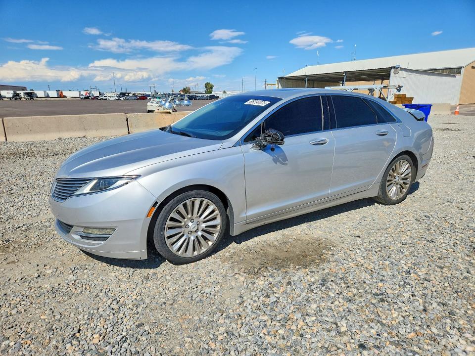 LINCOLN MKZ 2014 with VIN 3LN6L2J93DR827177 - Photo from auction