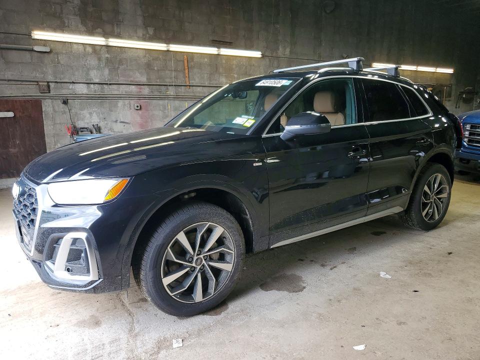 AUDI Q5 2024 with VIN WA1EAAFY3R2059383 - Photo from auction