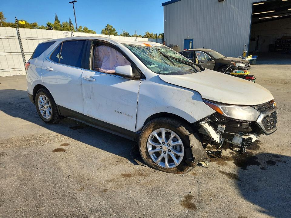 Photo 4 from auction – 2021 CHEVROLET EQUINOX with VIN 3GNAXKEV0MS170851