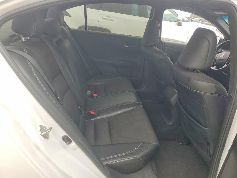 Photo 10 from auction – 2016 HONDA ACCORD with VIN 1HGCR2F57GA060588
