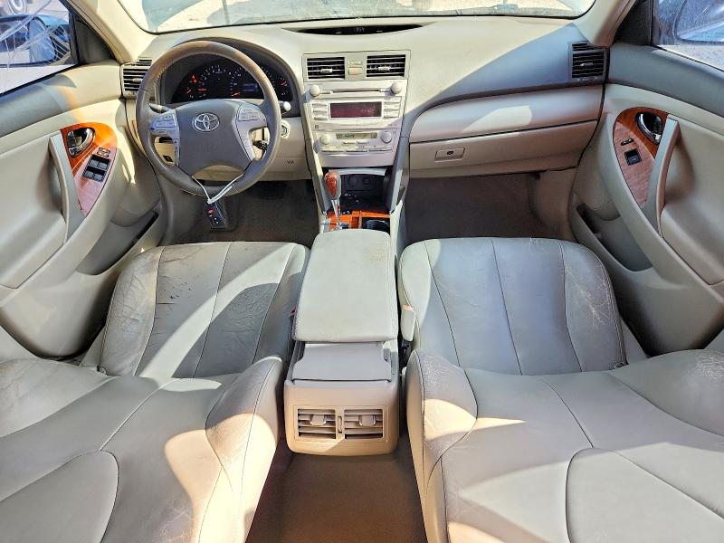 Photo 8 from auction – 2011 TOYOTA CAMRY with VIN 4T1BF3EK4BU627844