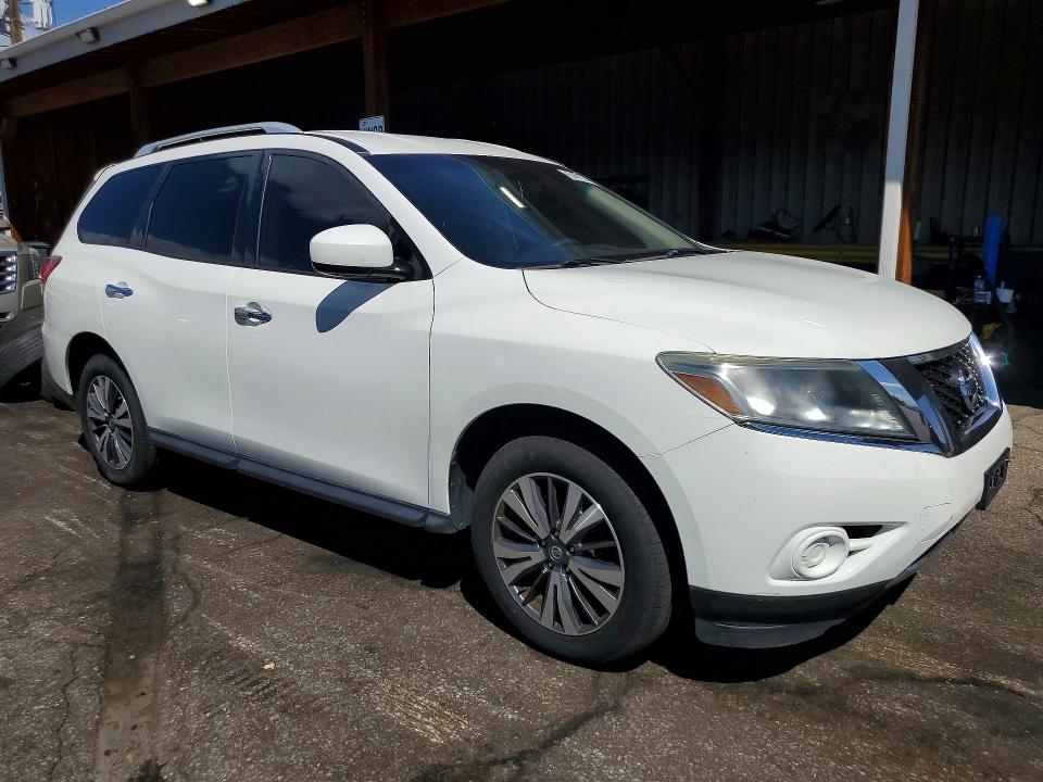 Photo 4 from auction – 2016 NISSAN PATHFINDER with VIN 5N1AR2MM0GC612335