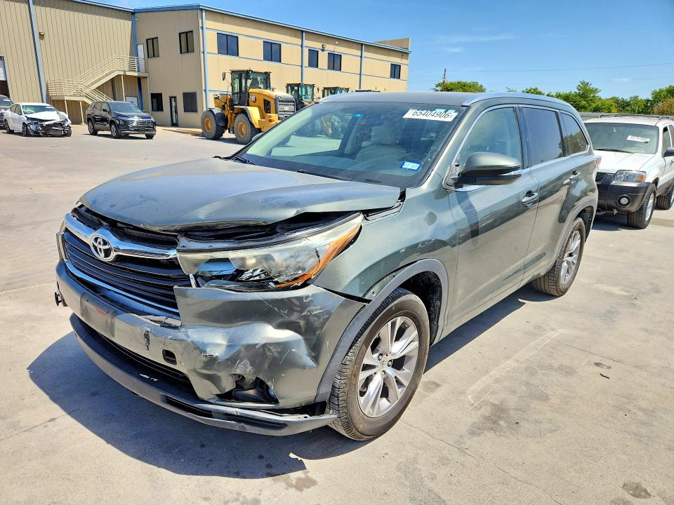 TOYOTA HIGHLANDER 2015 with VIN 5TDKKRFH2FS053812 - Photo from auction