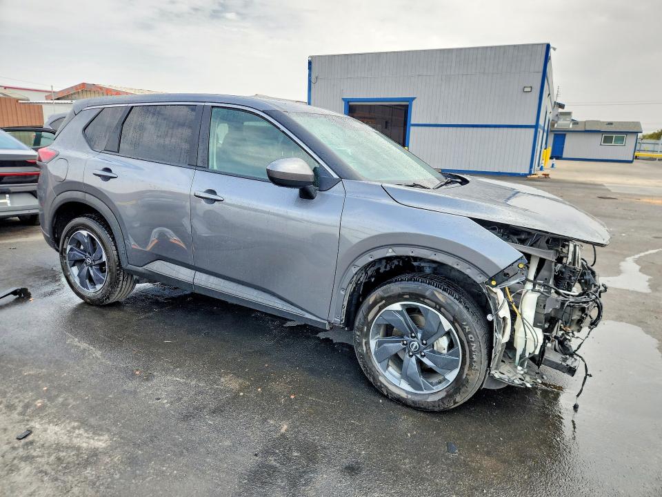 Photo 4 from auction – 2025 NISSAN ROGUE with VIN 5N1BT3BA2SC827759