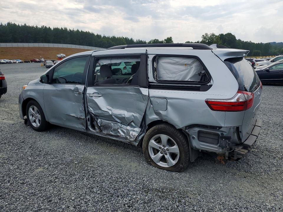 Photo 2 from auction – 2020 TOYOTA SIENNA with VIN 5TDKZ3DC9LS053513