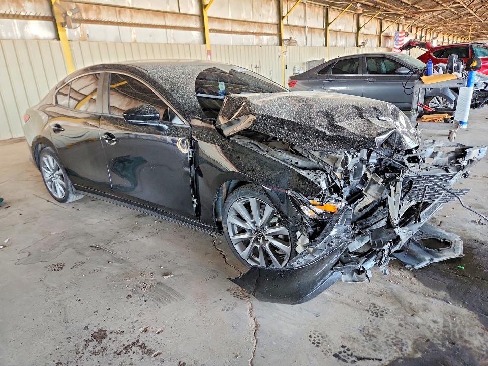 Photo 4 from auction – 2023 MAZDA 3 with VIN 3MZBPABM7PM383398