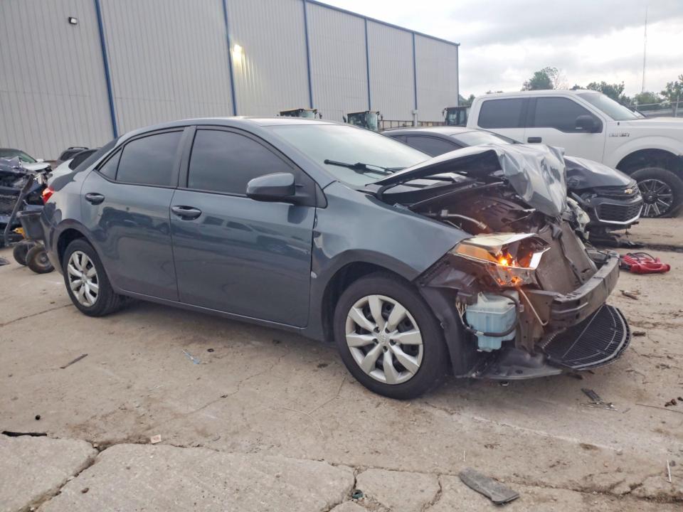 Photo 4 from auction – 2016 TOYOTA COROLLA with VIN 5YFBURHE5GP526898