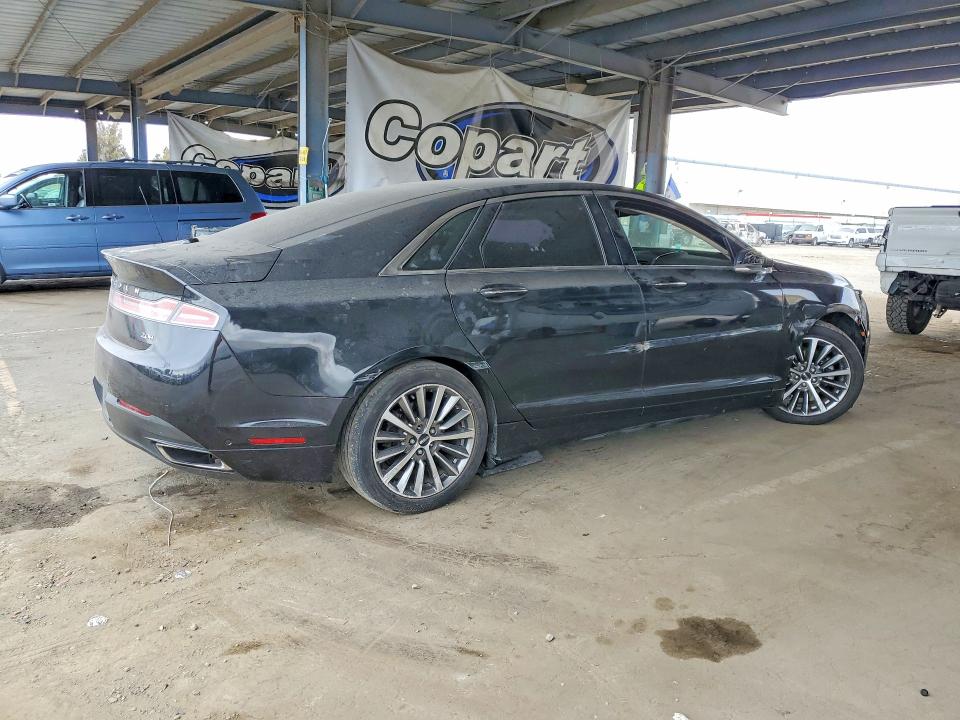 Photo 3 from auction – 2014 LINCOLN MKZ with VIN 3LN6L2LU0ER824837