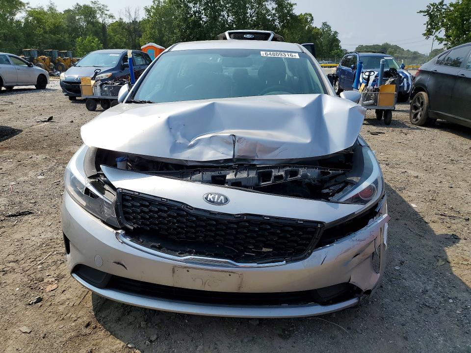Zdjęcie 5 z aukcji – 2018 KIA FORTE z VIN 3KPFL4A76JE247942