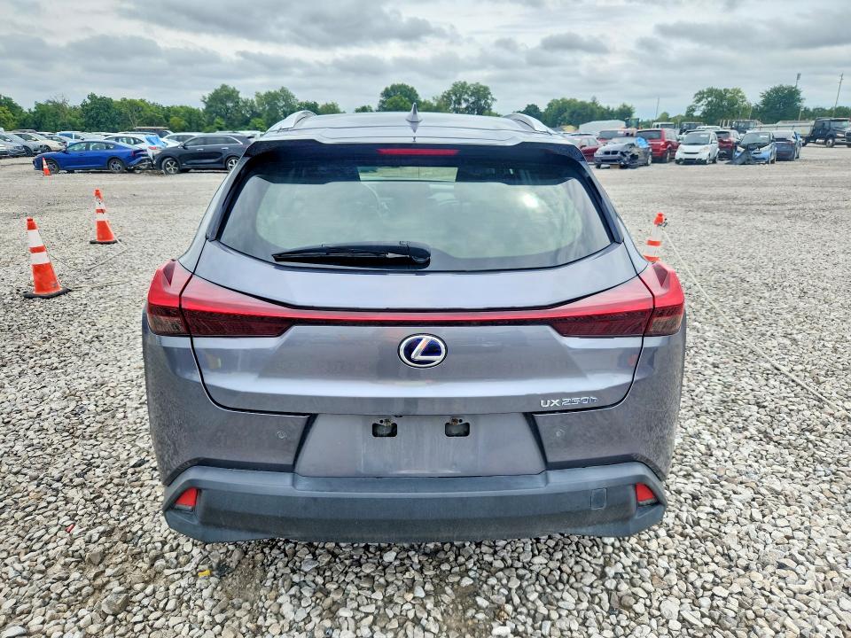 Photo 6 from auction – 2021 LEXUS UX with VIN JTHP9JBH3M2044869