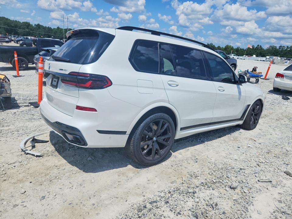 Foto 3 de la subasta – 2024 BMW X7 con VIN 5UX23EM04R9U25297