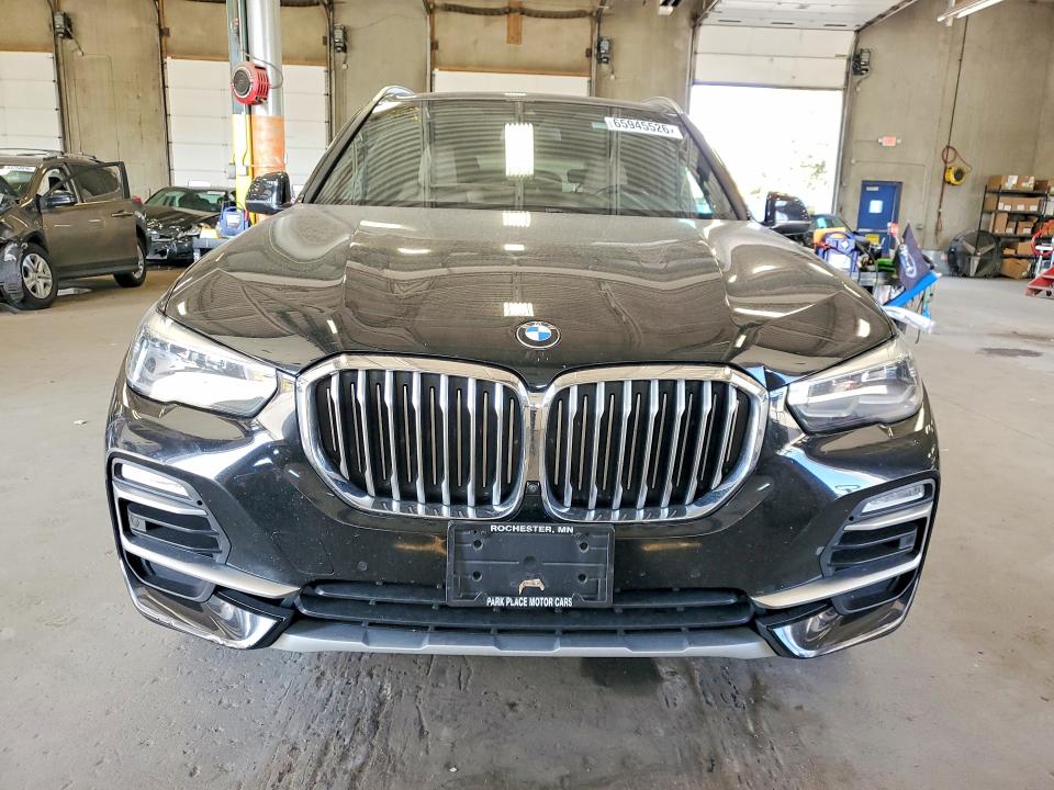 Photo 5 from auction – 2021 BMW X5 with VIN 5UXCR6C08M9D94674
