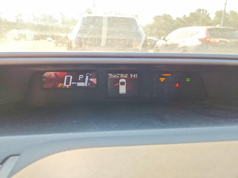 Photo 9 from auction – 2016 TOYOTA PRIUS C with VIN JTDKDTB35G1117566