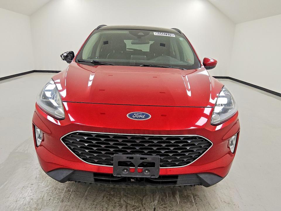 Photo 5 from auction – 2020 FORD ESCAPE with VIN 1FMCU9H60LUB89661