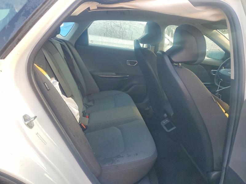 Photo 10 from auction – 2025 KIA K4 with VIN 3KPFT4DE8SE034051