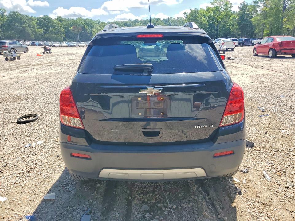 Photo 6 from auction – 2015 CHEVROLET TRAX with VIN KL7CJLSB1FB208800
