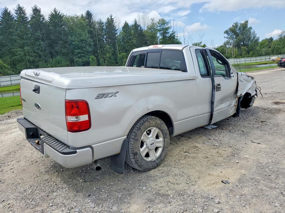Photo 3 from auction – 2005 FORD F150 with VIN 1FTRF12265NA63463