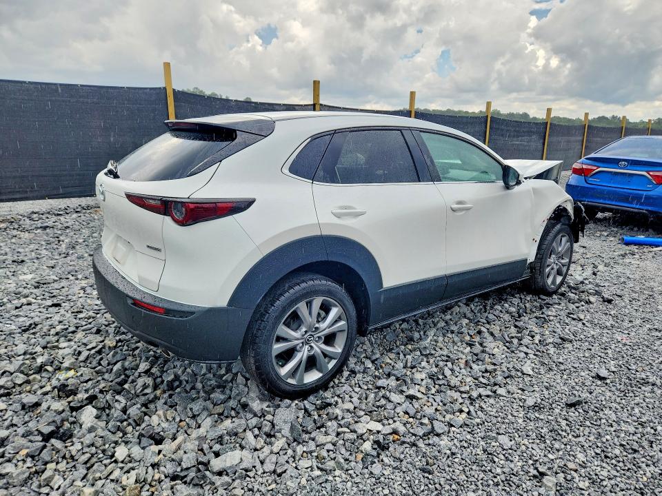 Photo 3 from auction – 2022 MAZDA CX-30 with VIN 3MVDMBBL0NM452042