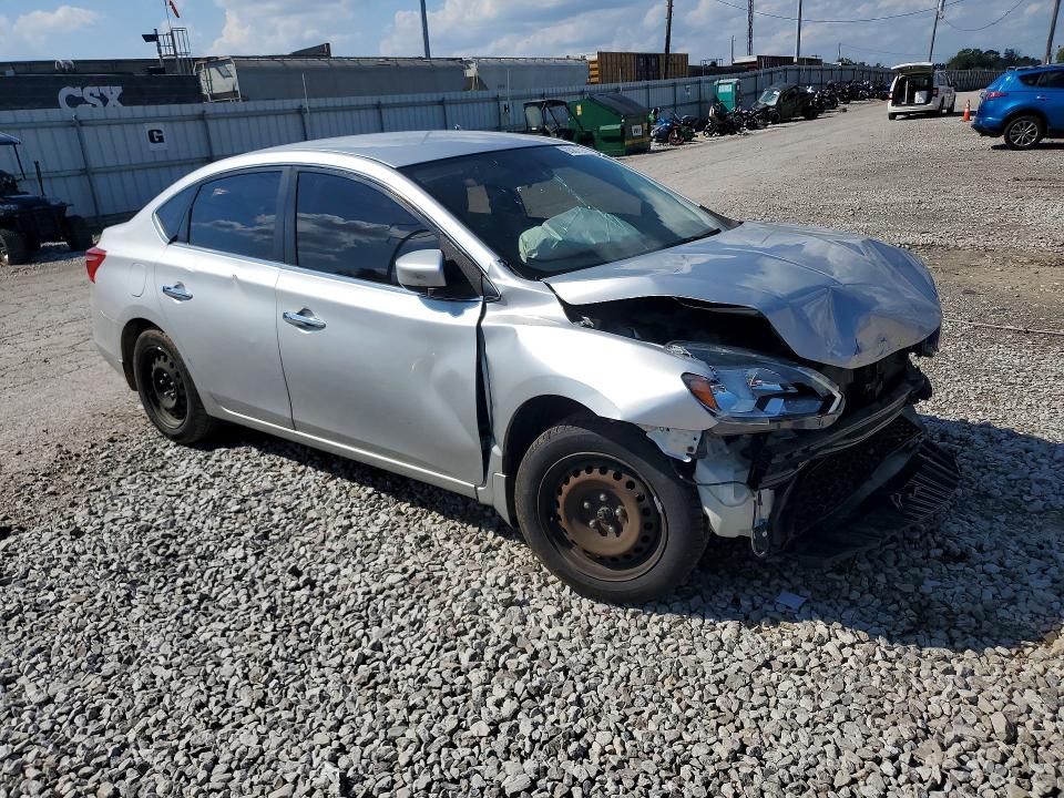 Photo 4 from auction – 2017 NISSAN SENTRA with VIN 3N1AB7AP6HL718625