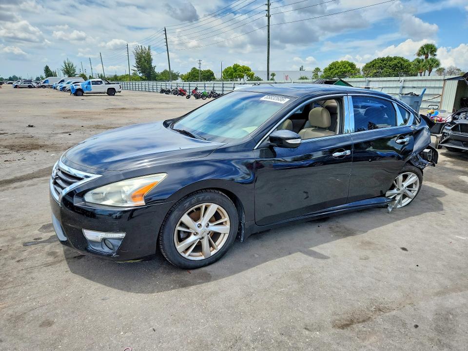 NISSAN ALTIMA 2014 с VIN 1N4AL3AP2EC129068 - Снимка от търг