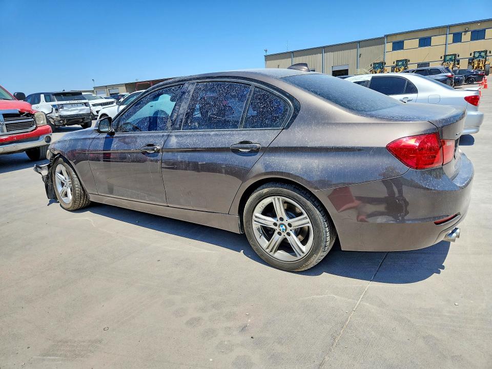 Photo 2 from auction – 2013 BMW 328 with VIN WBA3B3C58DF537652