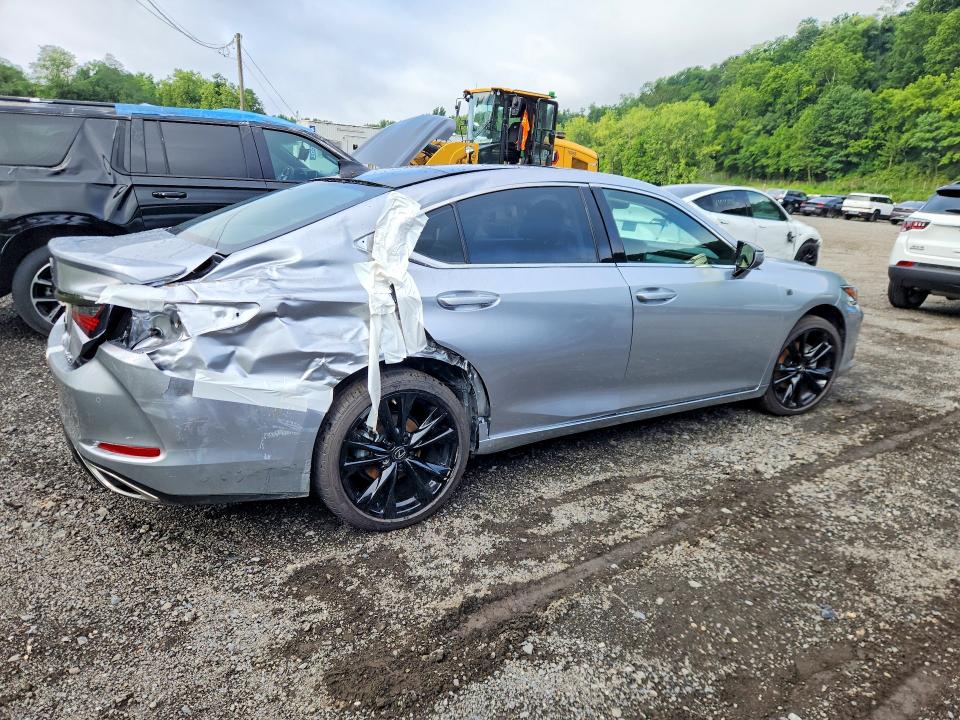 Photo 3 from auction – 2025 LEXUS ES 350 with VIN 58ADZ1B10SU185587
