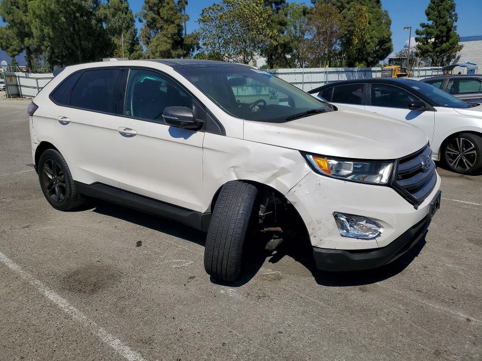 Photo 4 from auction – 2018 FORD EDGE with VIN 2FMPK3J96JBB10392
