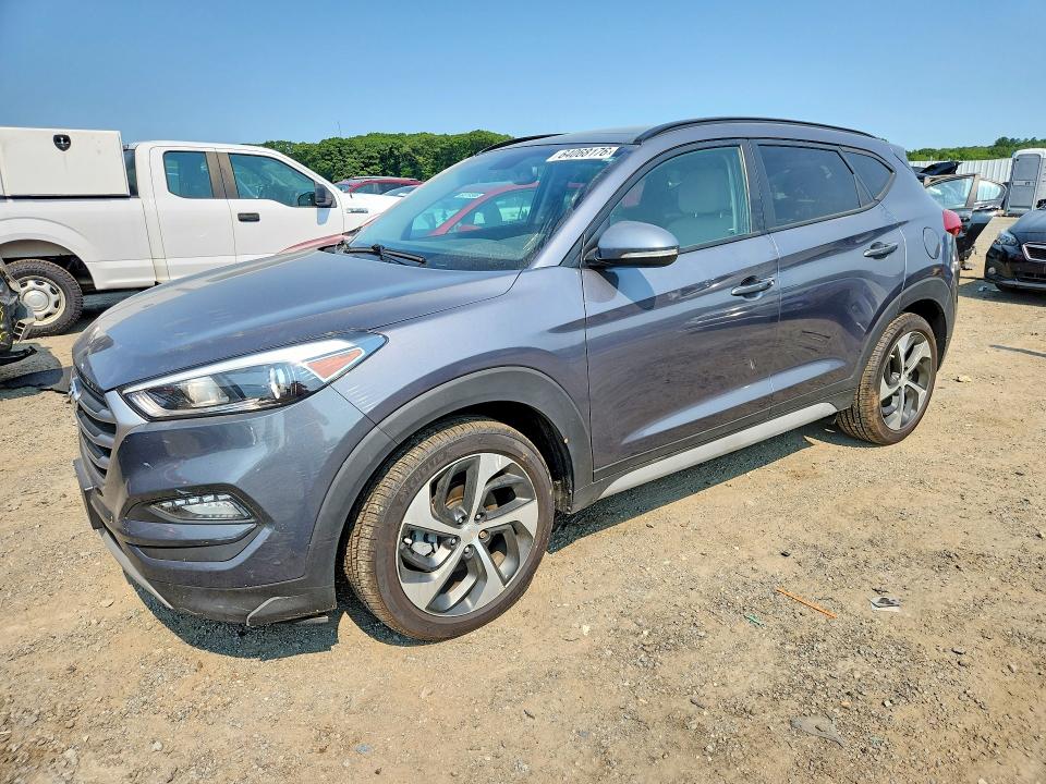 HYUNDAI TUCSON 2018 with VIN KM8J33A23JU637743 - Photo from auction