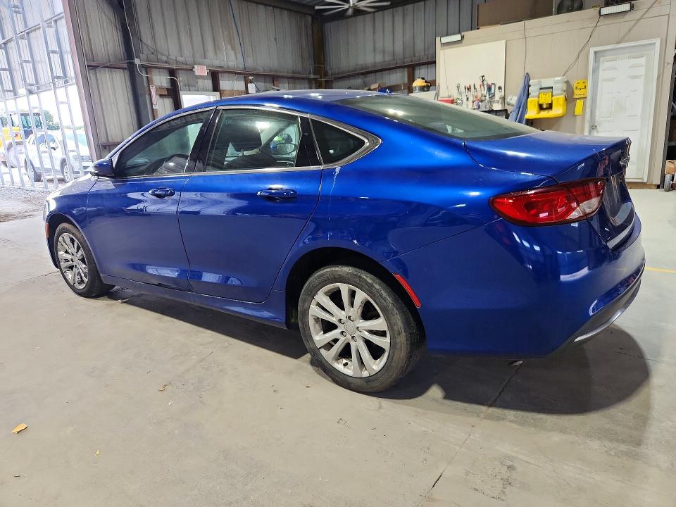 Photo 2 from auction – 2015 CHRYSLER 200 with VIN 1C3CCCAB9FN642285