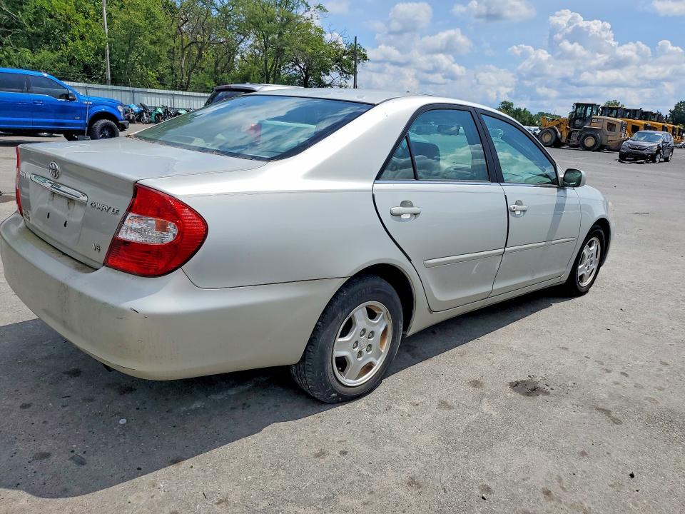 صورة رقم 3 من المزاد - 2003 TOYOTA CAMRY مع VIN 4T1BF32K03U548273
