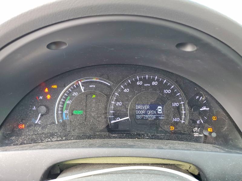Photo 9 from auction – 2011 TOYOTA CAMRY with VIN 4T1BB3EK8BU140691