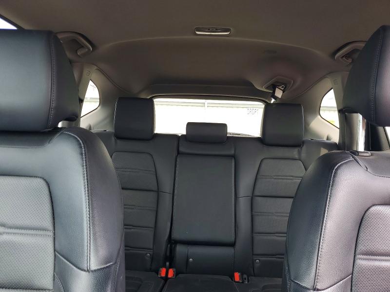 Photo 10 from auction – 2019 HONDA CR-V with VIN 2HKRW2H83KH669574