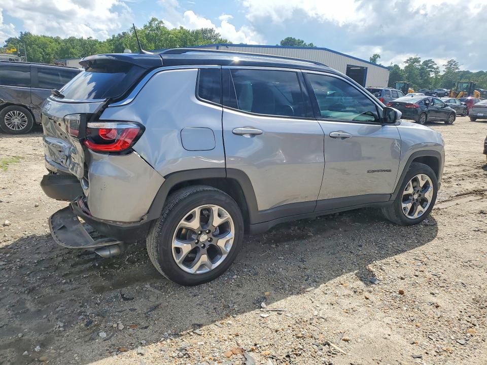 Photo 3 from auction – 2018 JEEP COMPASS with VIN 3C4NJDCB0JT163288